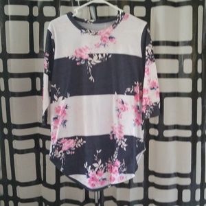 Longer shirt with rounded hem